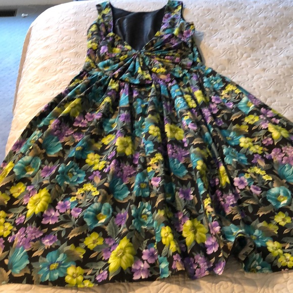 All That Jazz Boutique Dress - Picture 7 of 8